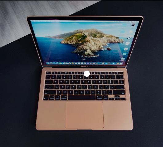 MacBook Air reviews: Slower, Hotter And completely absorbing